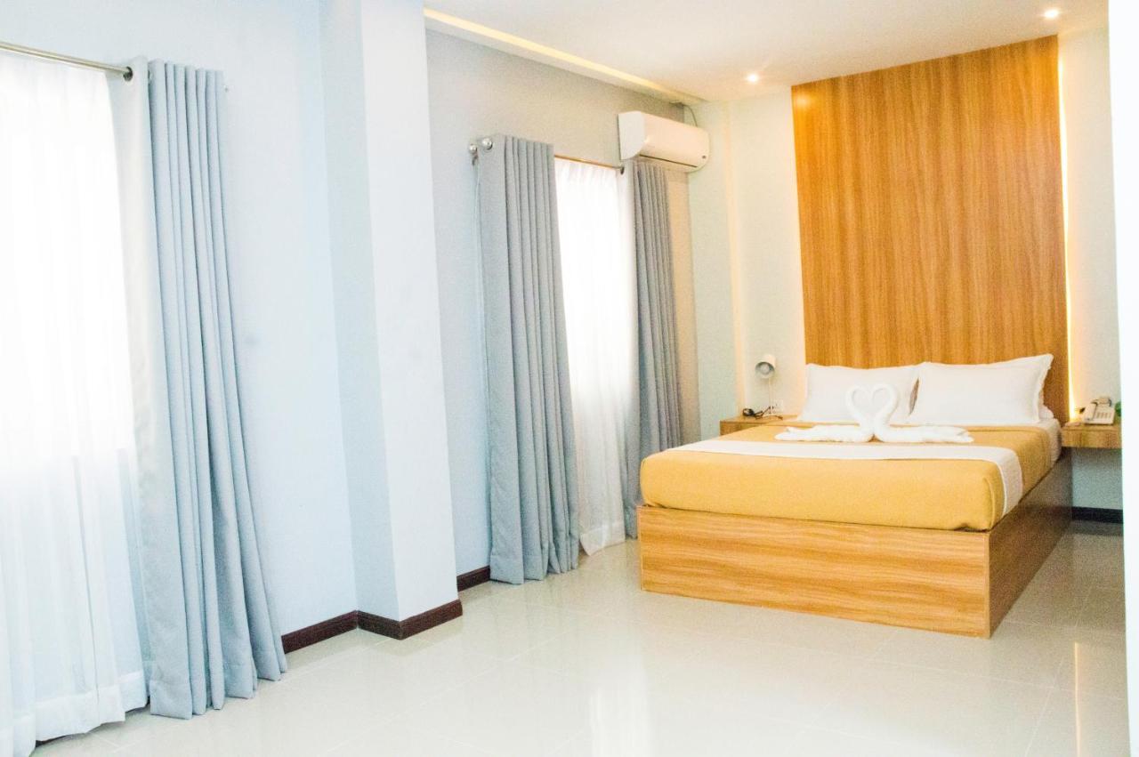 Elti Suites By Bluebookers Angeles Eksteriør billede