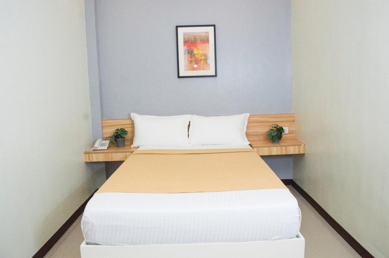 Elti Suites By Bluebookers Angeles Eksteriør billede