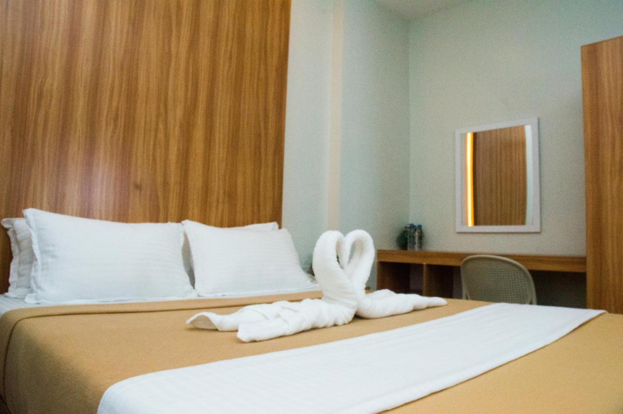 Elti Suites By Bluebookers Angeles Eksteriør billede
