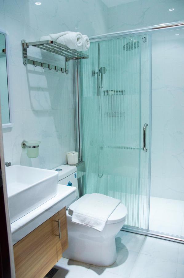 Elti Suites By Bluebookers Angeles Eksteriør billede