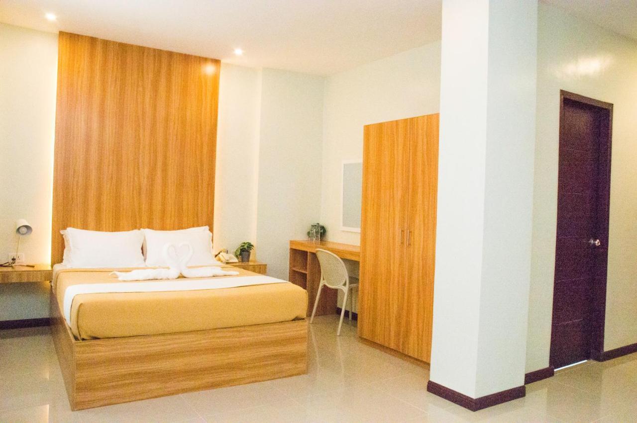 Elti Suites By Bluebookers Angeles Eksteriør billede